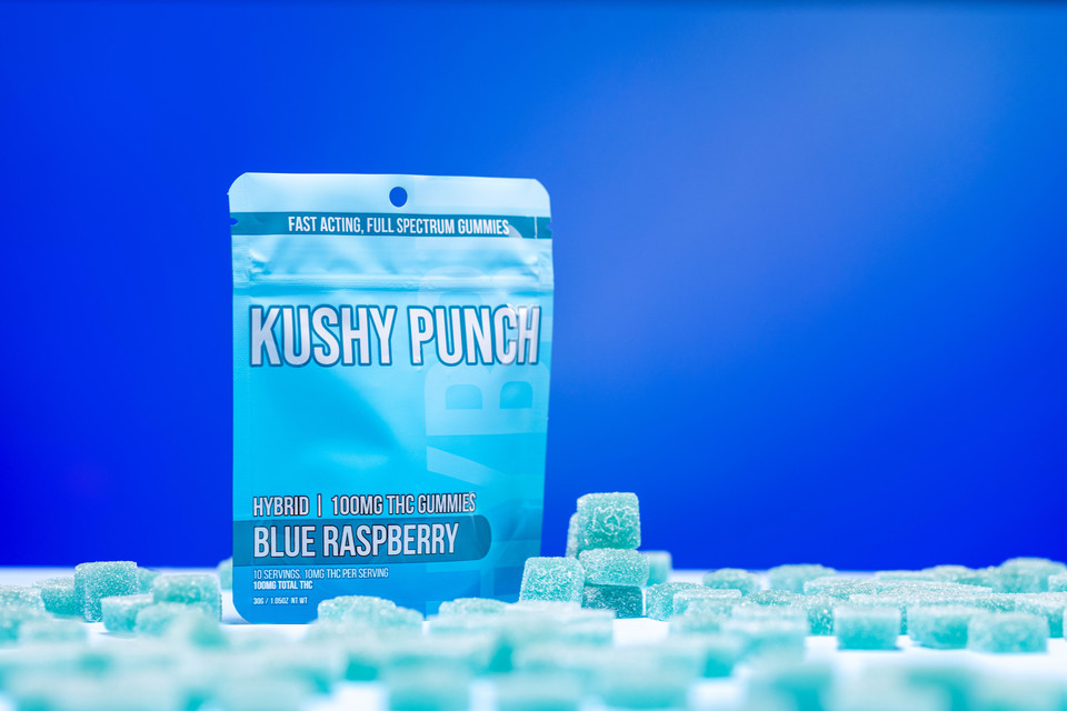 Kushy Punch Blue Raspberry Edible 10-pack (Hybrid) {100mg}