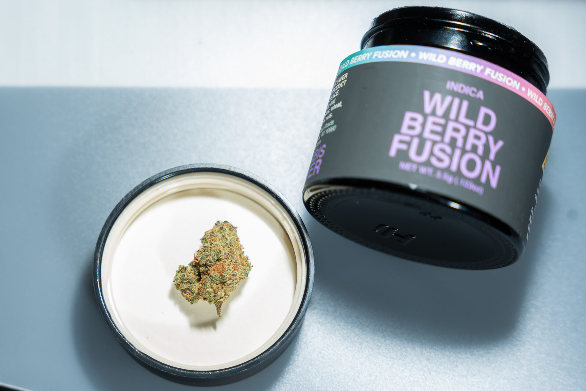 Urban Xtracts Wild Berry Fusion Flower  (Indica) 17% {3.5g}